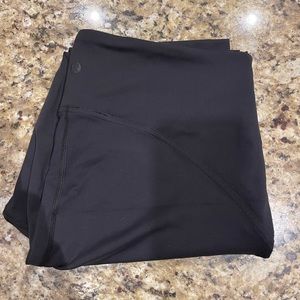 Lululemon InStill High Rise Tight 25” Size 14